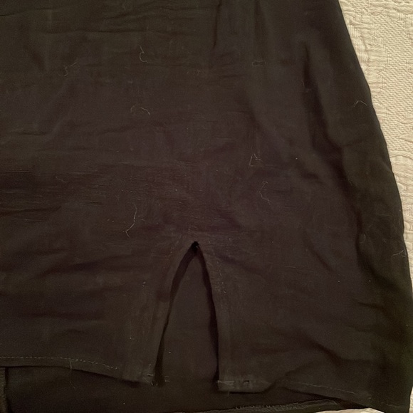 V neck ruffle cap sleeve dress - Picture 2 of 8